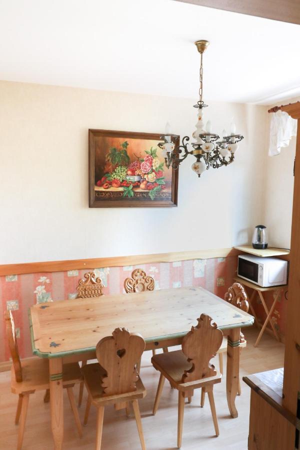 Pokoje Goscinne Dolina Czerwienia Przesieka Exterior foto